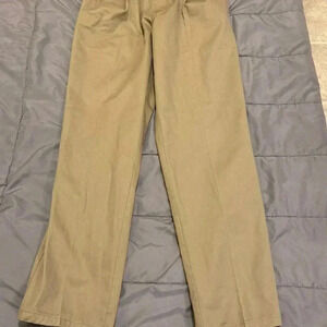 Men’s Dockers Khaki Pleated Pants Tan 34 x 34